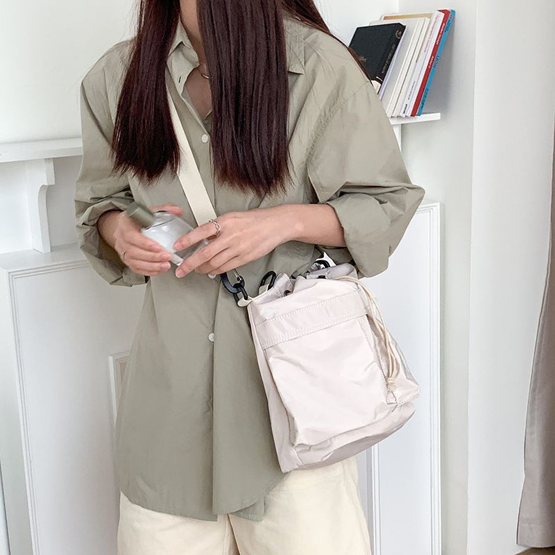 Túi Đeo Chéo Vai Bằng Vải Nylon Thời Trang Hàn Quốc