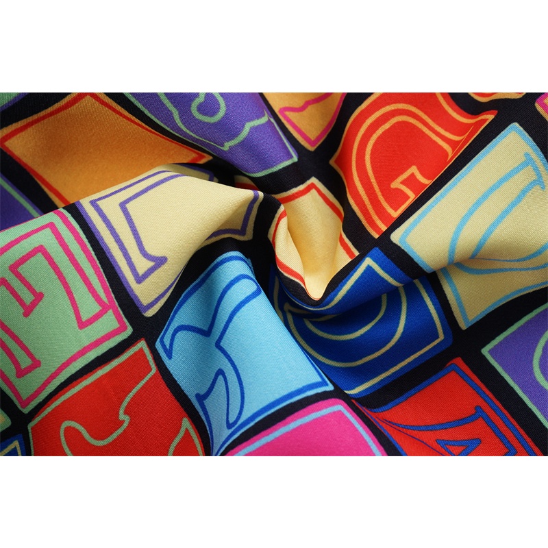 Quần Short Nam Họa Tiết Ca Rô G8U8C &amp; - Thời Trang Mới Nhất Năm 2023SS