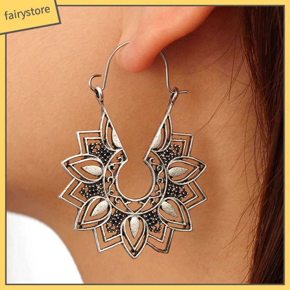 Bông Tai Hình Hoa Rỗng Phong Cách Vintage Thời Trang Cho Nữ