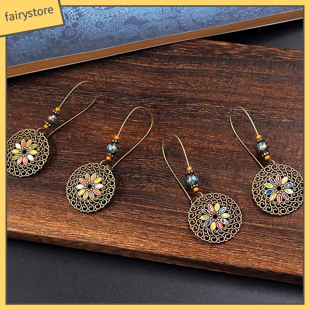 Bông Tai Dáng Dài Mặt Tròn Khắc Họa Tiết Hoa Phong Cách Cổ Điển Thời Trang