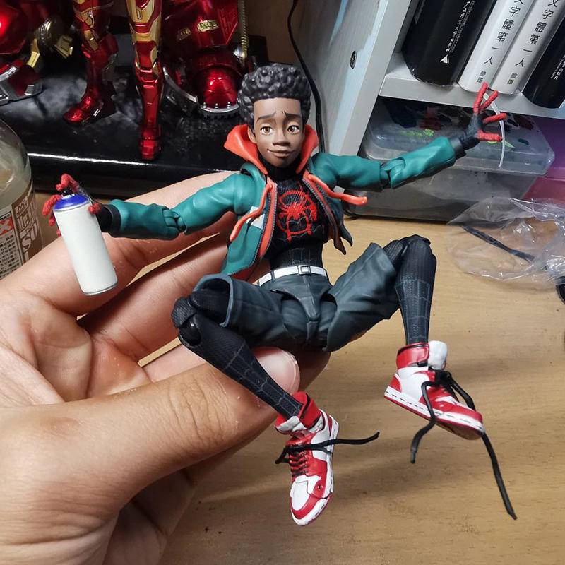 Mô Hình Nhân Vật Người Nhện marvel sv action miles
