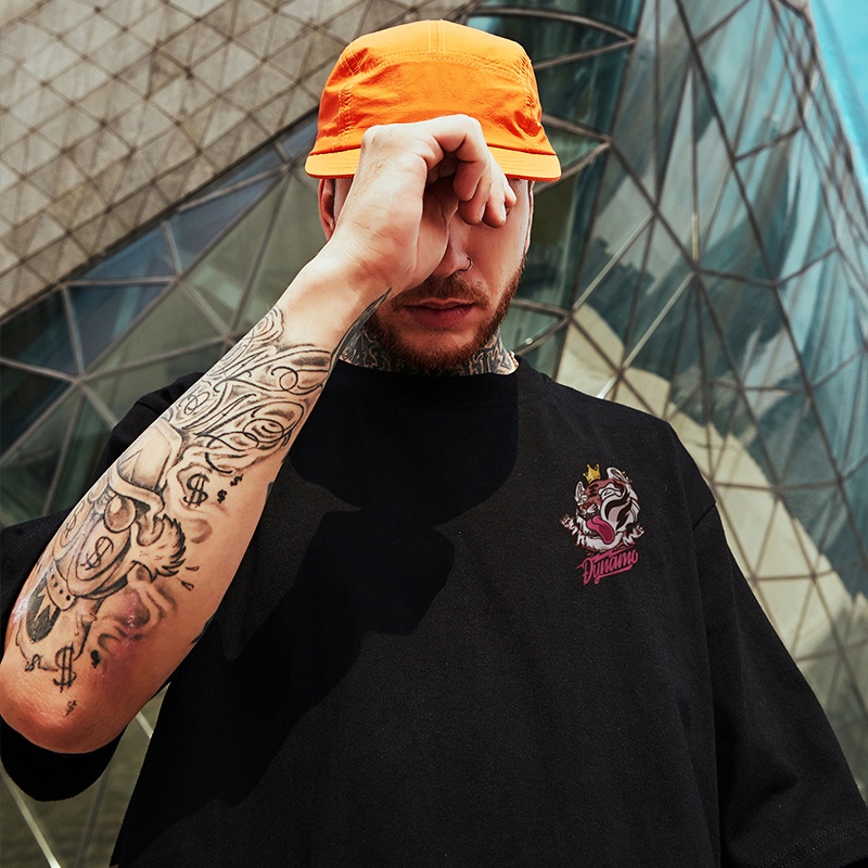 Áo Thun Nam Tay Ngắn Phong Cách Đường Phố Năng Động