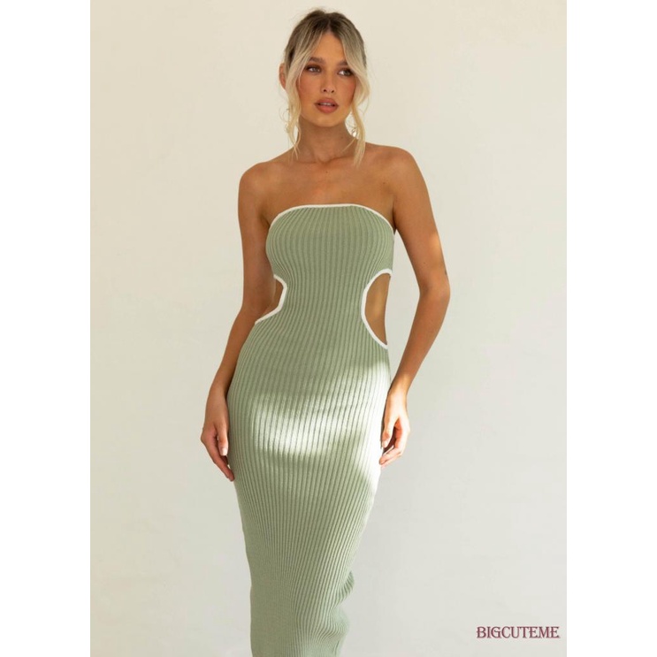 [] - Đầm Dài Dáng Ôm Không Dây Hở Vai Cắt Gân Màu Sắc Tương Phản Dành Cho Bạn Nữ