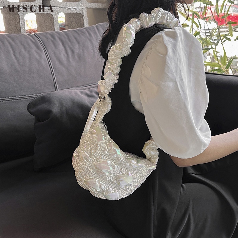 Túi Xách Đeo Vai Mềm Mại Cao Cấp Thiết Kế Đơn Giản Xếp Ly Bề Mặt Sáng Dành Cho Nữ