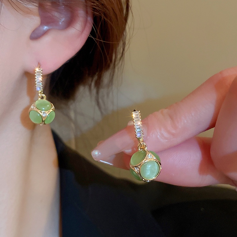 Khuyên Tai Tròn Đính Đá opal Lấp Lánh Thời Trang Chất Lượng Cao Cho Nữ