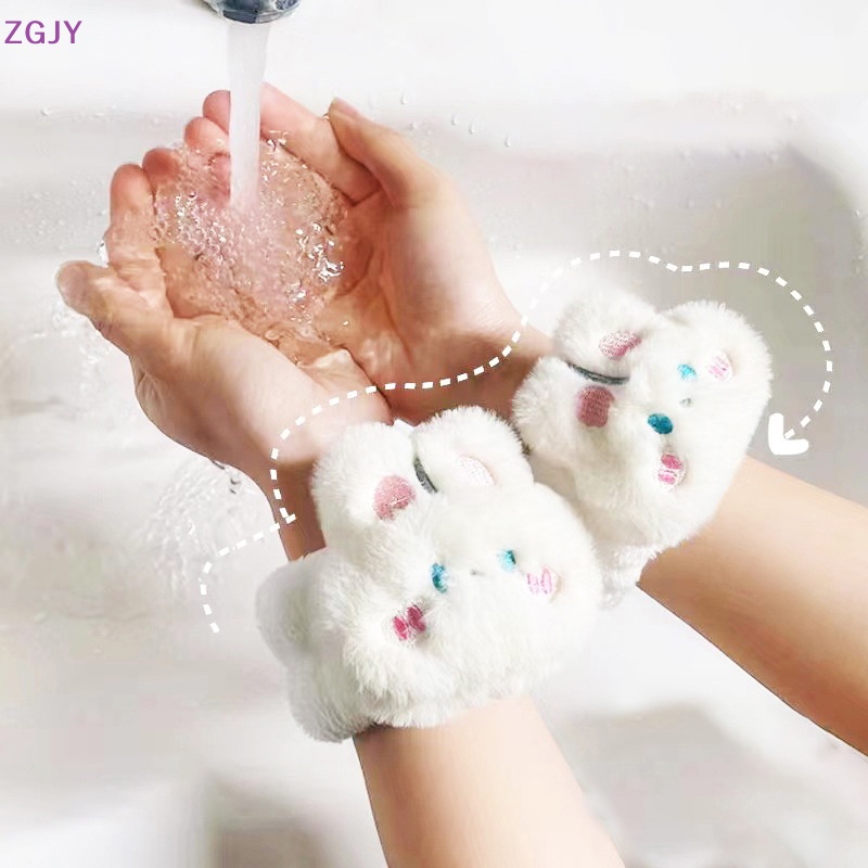 Bộ 2 Khăn Lau Mặt / Cổ Tay Bằng Sợi Micro Chống Nước Chống Bẩn Họa Tiết Hoạt Hình Dễ Thương Mới