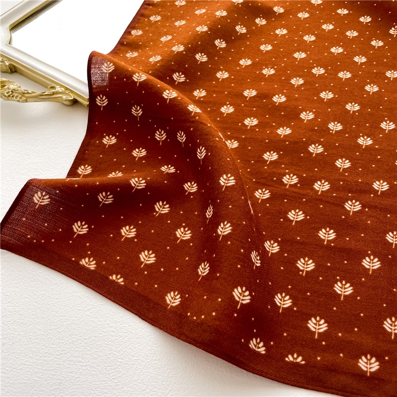 Khăn Choàng Cổ Nhung Hình Vuông 65X65Cm Màu Xanh Lá Đậm Thời Trang