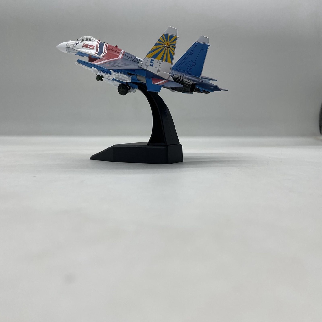 Mô Hình Máy Bay Tỉ Lệ 1: 100 Kèm Giá Đỡ