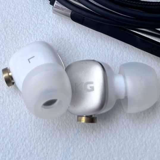 Tai Nghe Nhét Tai ddsfh300 mmcx Có Ba Tông Màu Chất Lượng Cao