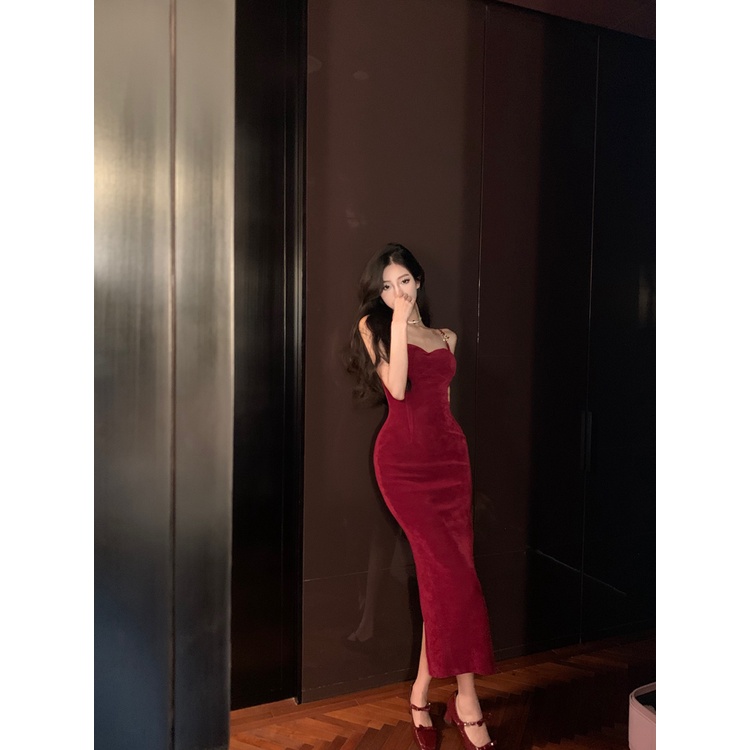 Đầm Nhung Xẻ Hông Cao Cấp Gợi Cảm Màu Đỏ Tía Phong Cách Pháp Cho Nữ