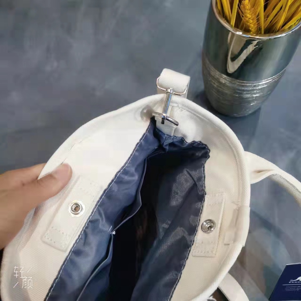 4926kangol túi tote cỡ trung tùy chỉnh túi đeo chéo nữ màu đen túi đeo chéo vai m