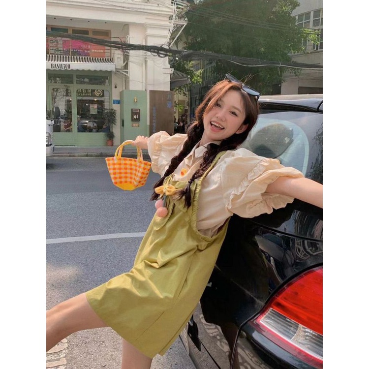 2023 summer new style loose short-sleeved shirt top + korean version fashion green suspenders