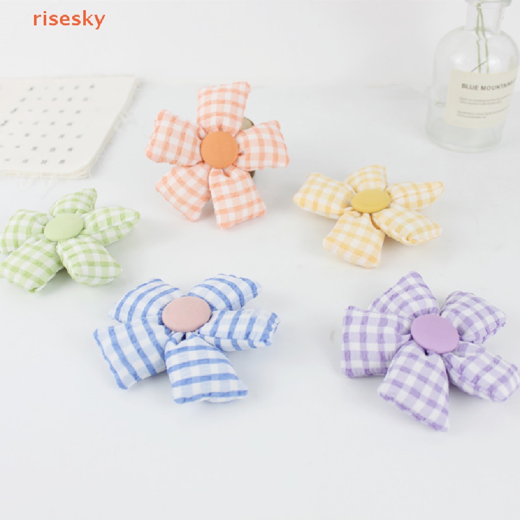 Ghim Cài Áo Hình Hoa Hướng Dương Hoạt Hình Dễ Thương