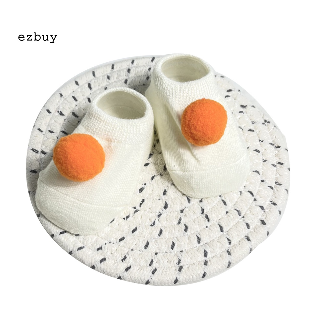 1 Đôi Tất Cotton Chống Trượt Đính Banh Lông Xinh Xắn Cho Bé