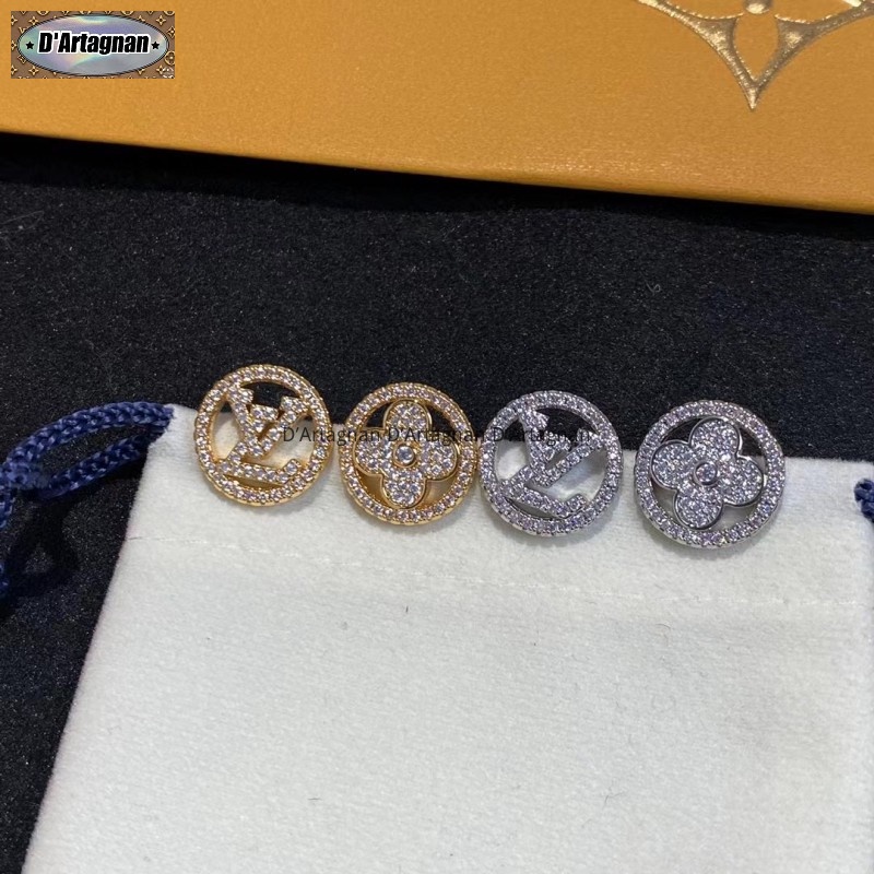 'Boutique Spot'Vàng Bạc Giả Crystal Monogram Hoa Chữ Vòng Stud Stud Bông Tai Kim Loại (1.5CM) Đồng Mạ Vàng Với Thép In Chất Lượng Cao Hàn Quốc 2023 Mới Tái Tạo Thanh Lịch Vintage Thời Trang Không phai 925 Bạc Kim Cho Phụ Nữ A1403/A1404