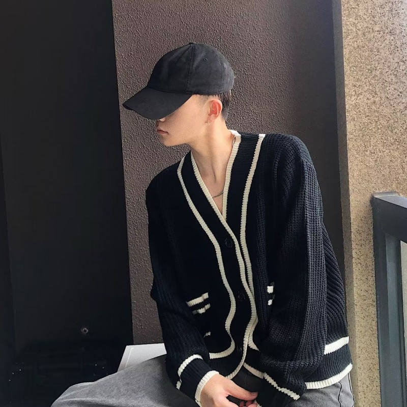 Áo Khoác Cardigan Dệt Kim Cổ Chữ V Dáng Rộng Họa Tiết Kẻ Sọc Trắng Đen Phong Cách Hàn Quốc Thời Trang Xuân Thu Cho Nam Và Nữ