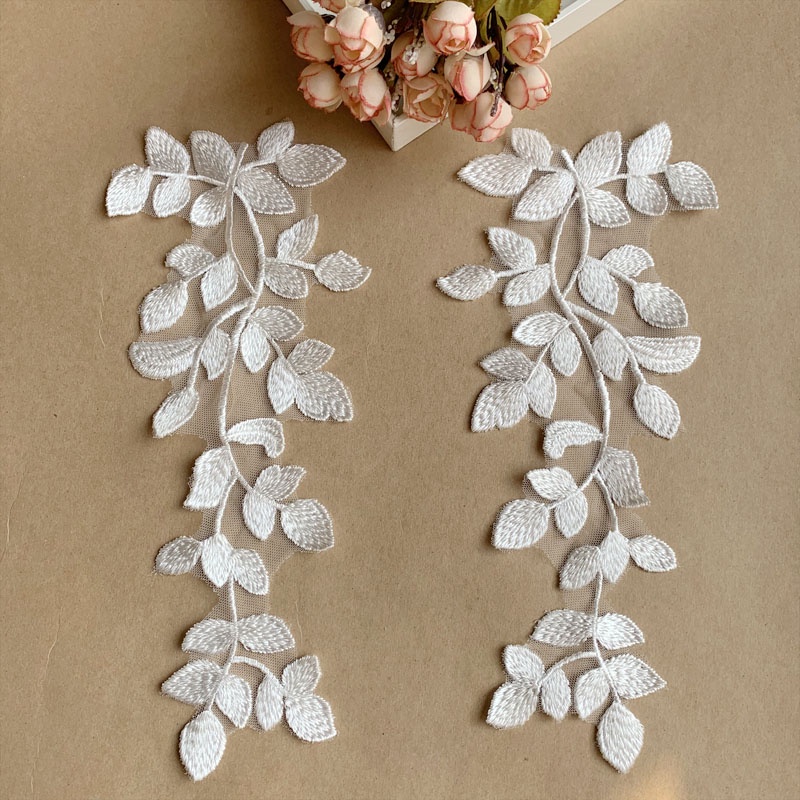1 Cặp Sticker Ủi Thêu Hình Lá Cây Trắng Đen 31 * 12CM