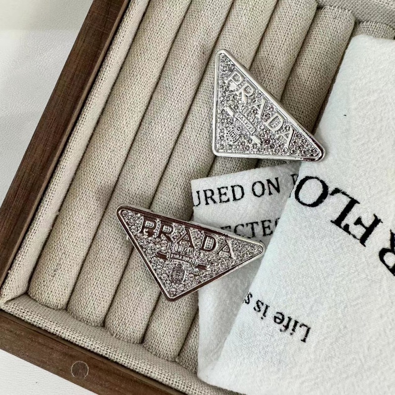 Kẹp Tóc Đính Đá Kim Cương Giả Hình Tam Giác / Chữ P Phong Cách Mới Đơn Giản Dễ Phối Đồ Cho Nữ