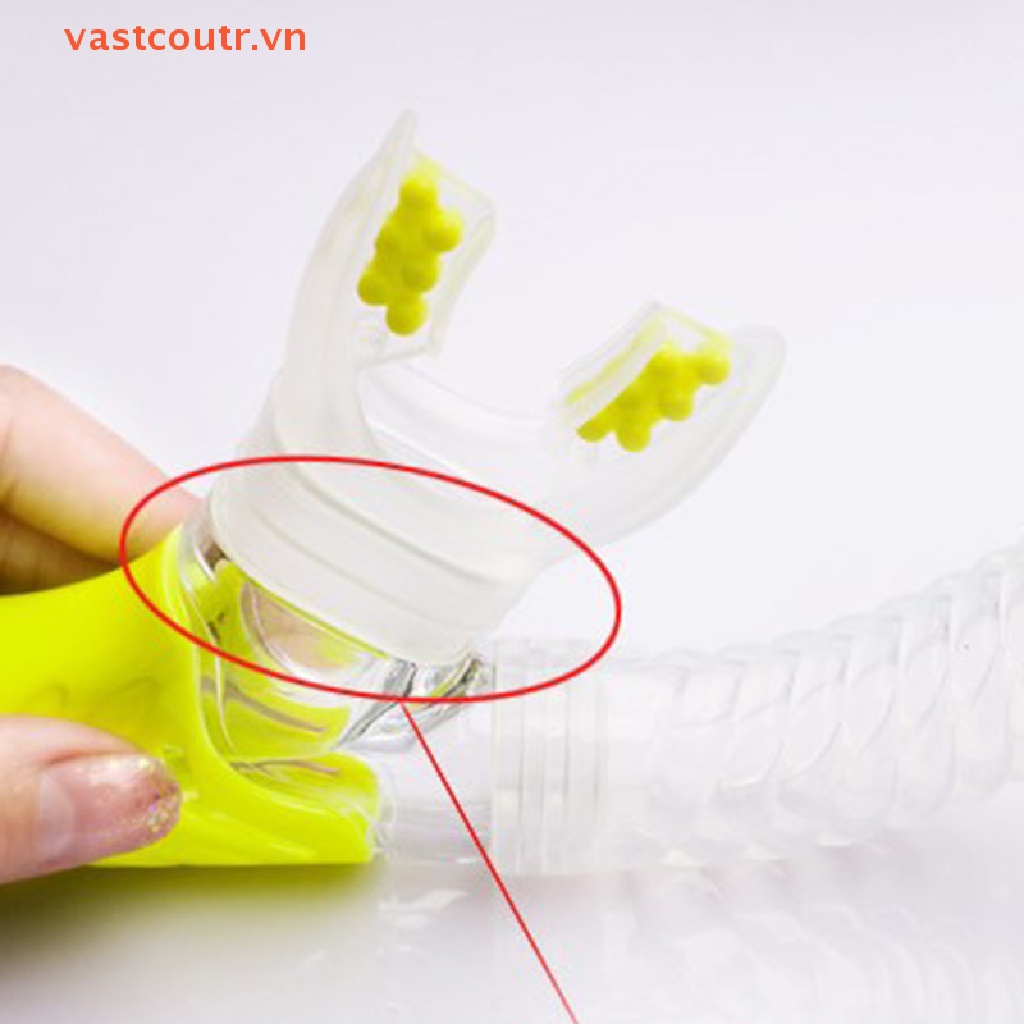 Mặt Nạ Lặn Có Ống Thở COUTR