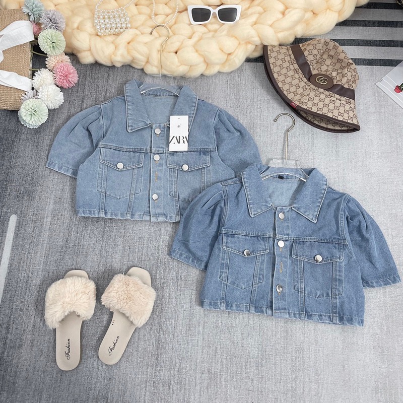 Áo sơ mi bò crtop tay bồng nắp túi ngực. Chất bò dày đẹp lên form xinh xỉu size SM