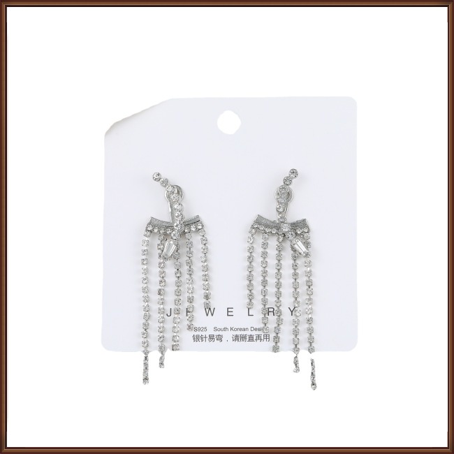 Khuyên Tai Tua Rua Đính Đá Thời Trang Sang Trọng Cho Nữ