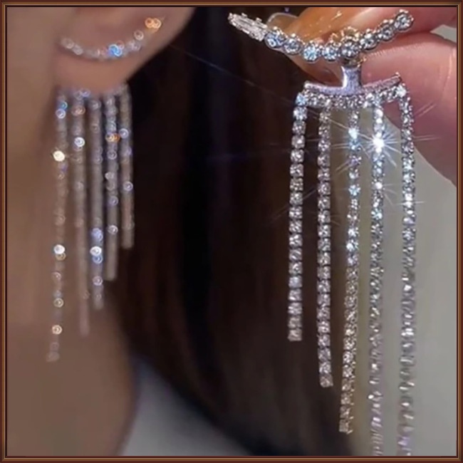 Khuyên Tai Tua Rua Đính Đá Thời Trang Sang Trọng Cho Nữ