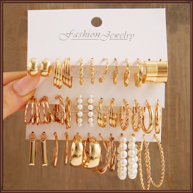 Bộ Khuyên Tai Hình Vuông Bằng Kim Loại Đính Ngọc Trai Cổ Điển Cho Nữ