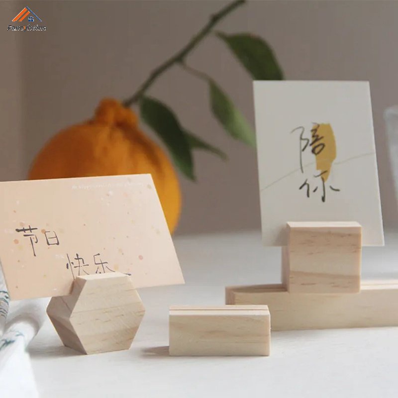 Kẹp gỗ giữ thẻ/ghi chú thiết kế nhỏ gọn tiện dụng