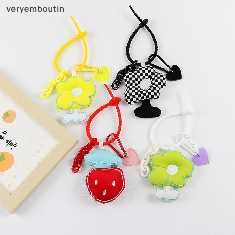 Móc Khóa Hình Trái Dâu Nhiều Màu Dễ Thương