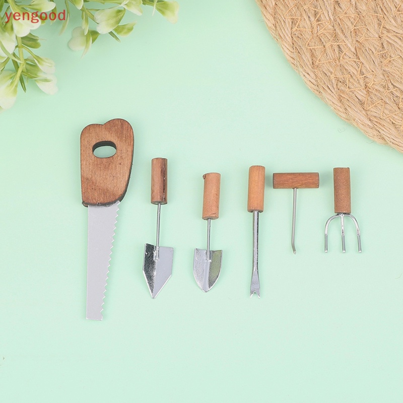 1 Bộ Dụng Cụ Làm Vườn Đồ Chơi Búp Bê Hình Tam Giác Có Móc