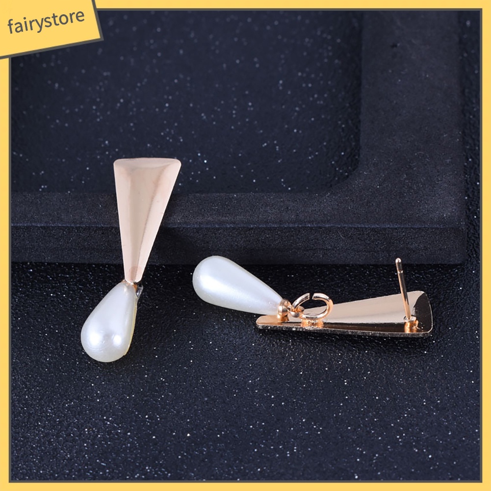 Set 2 Cặp Bông Tai Tam Giác Đính Ngọc Trai Giả Phong Cách Hàn Quốc
