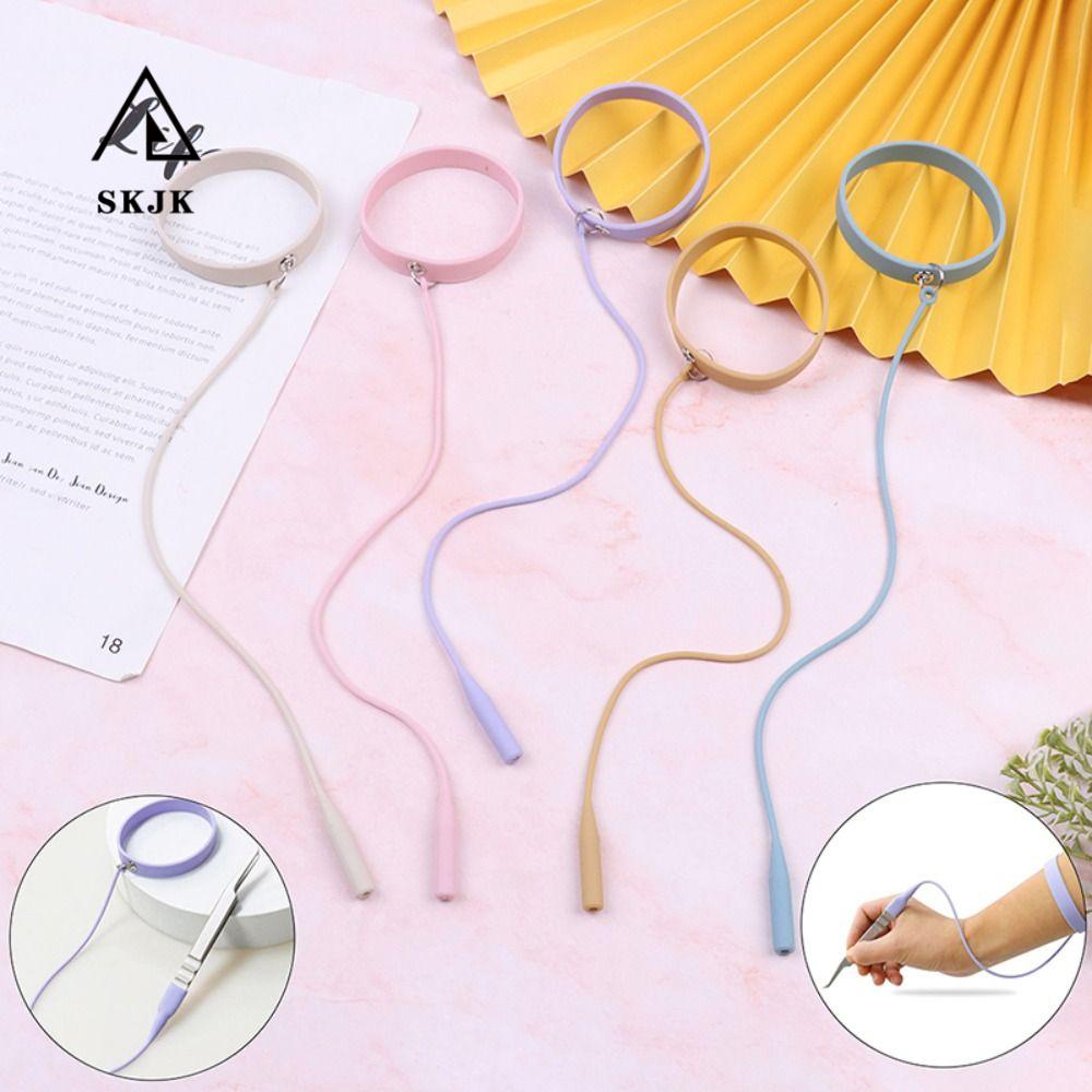 1 Vòng Đeo Tay Kèm Nhíp Gắn Lông Mi Giả Bảo Vệ Chính Xác Dành Cho Bạn Nữ