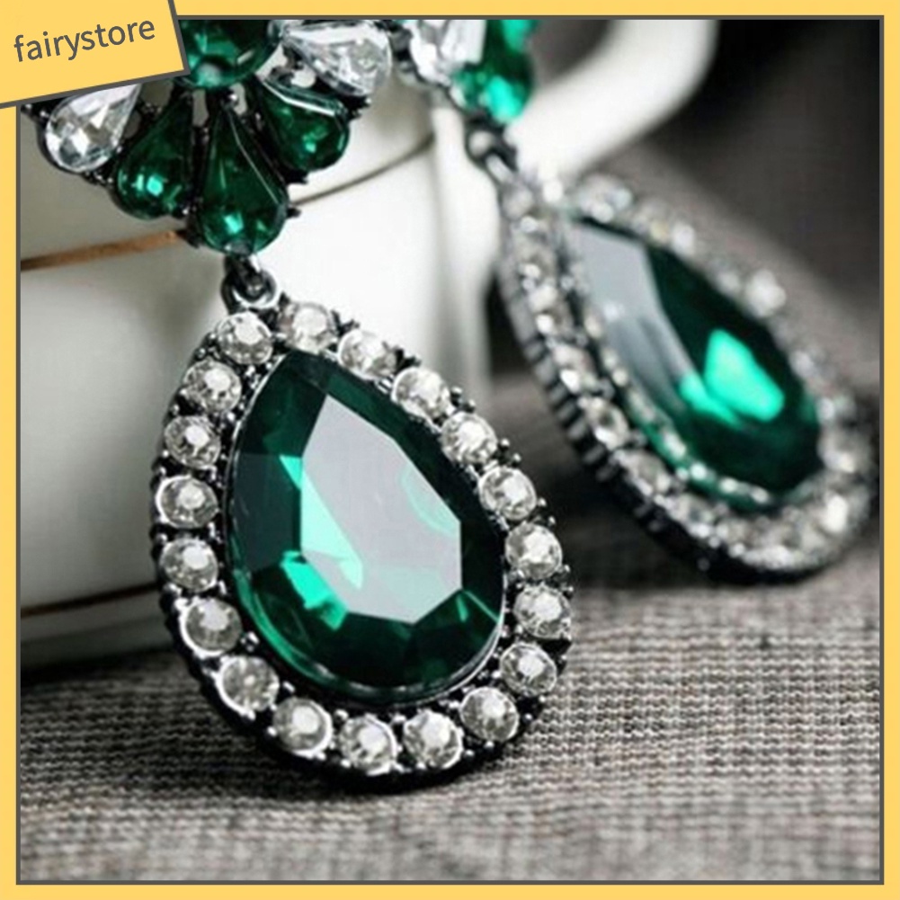 Khuyên Tai Hình Giọt Nước Đính Đá Xanh Lá Phong Cách Vintage