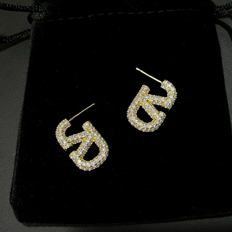 Bông Tai Chữ V Đính Đá Zircon Lấp Lánh Thời Trang 2023 Cho Nữ