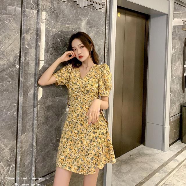 váy 2 dây thuốc nhuộm cà vạt Thơi trang han quôc chiều dài trung bình Phong cách nhẹ nhàng ngọt ngào đầm+Cardigan Mỏng Chống Nắng Trang Mùa Hè Cho Nữ Áo Khoác