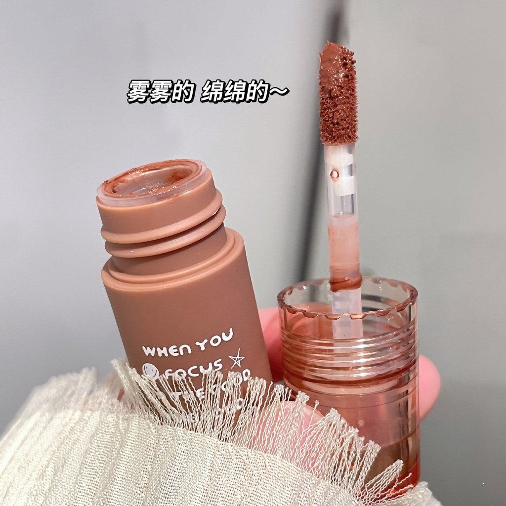 Son Môi Bentayga Chất Nhung Lì Chống Thấm Nước Lâu Trôi Thiết Kế Ống Tròn