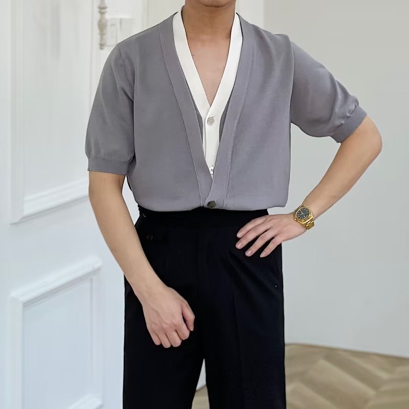 Áo Thun Tay Ngắn Giả Hai Lớp Cổ Chữ V Màu Sắc Tương Phản Phong Cách Hàn Quốc Thời Trang Xuân Hè Cho Nam