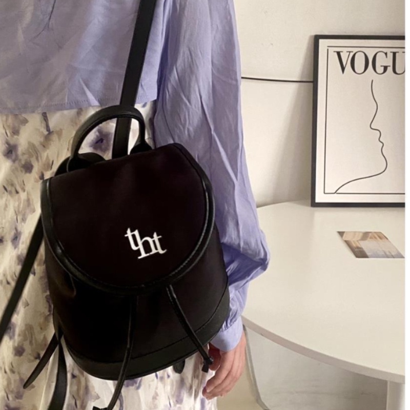 Túi Nhỏ Đeo Vai Phong Cách Mới Mẻ Và Đa Năng