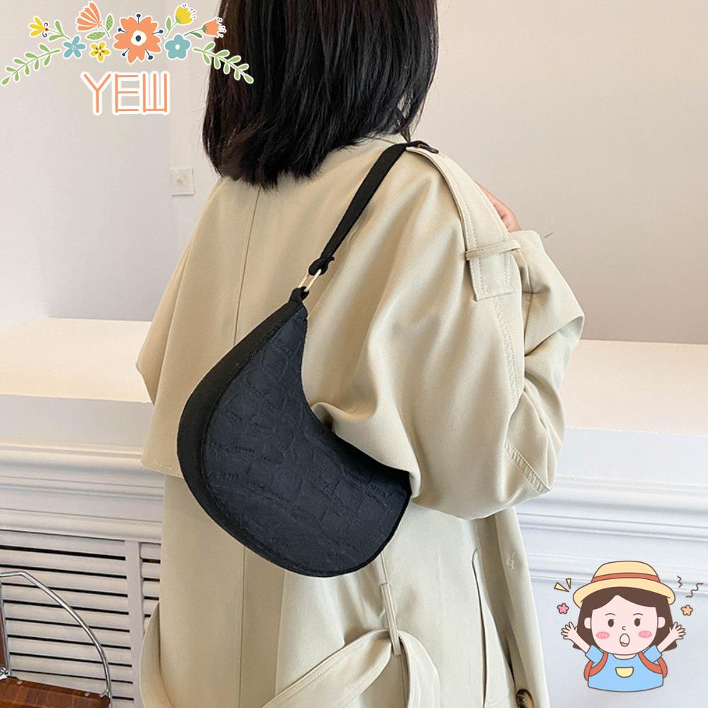 Túi Tote Mini Đeo Dưới Cánh Tay Phối Dây Xích Thời Trang