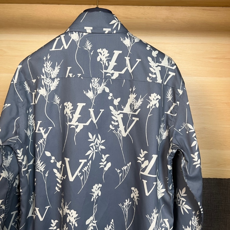 ❤️❤️❤️❤️ Áo Sơ Mi Tay Dài Unisex L * * * V
