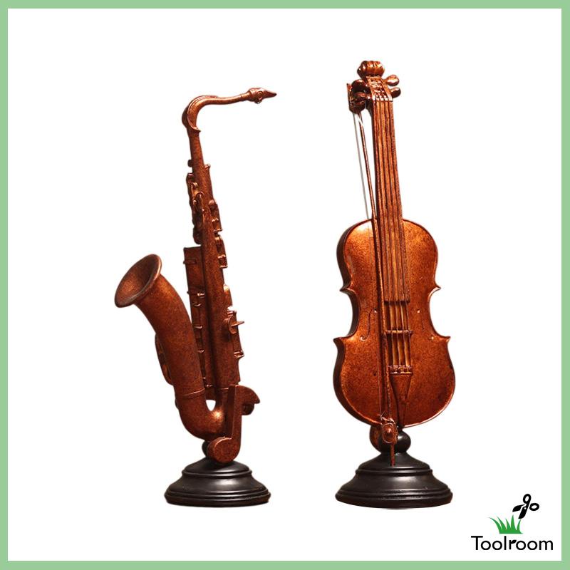 Đồ trang trí Nhạc Cụ Bằng Nhựa Resin Hiện Đại Có Đế Đỡ