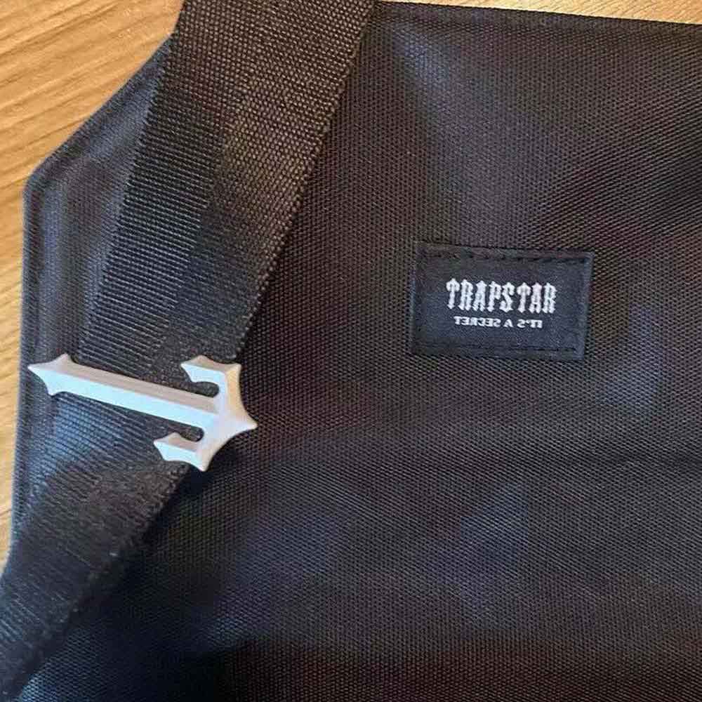 Trapstar Men's Shoulder Bag London Messenger Bag Men's Fashion UK Drill Hip Hop Crossbody Bag Metal Logo