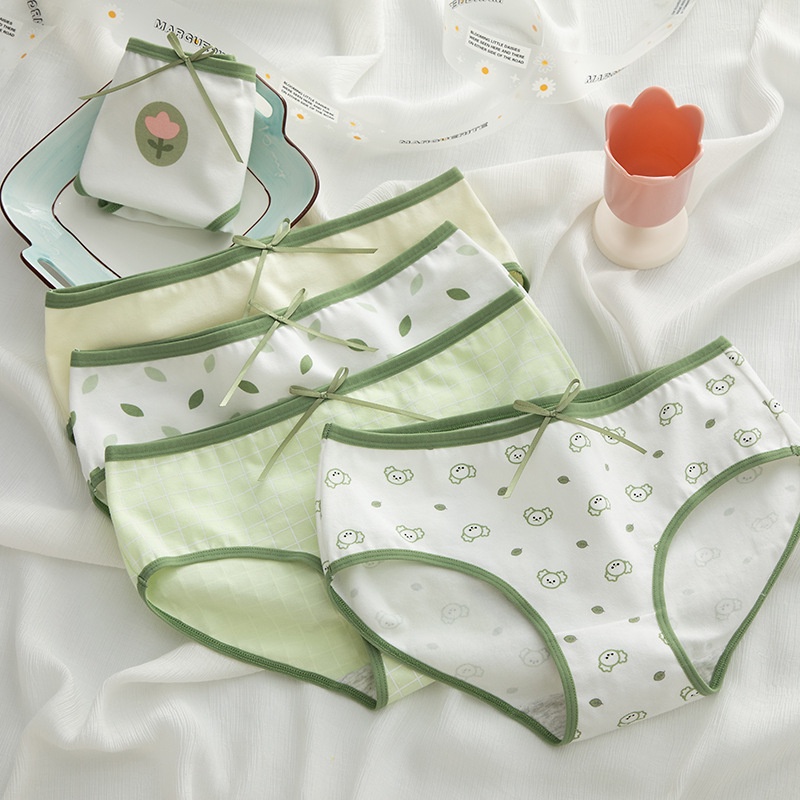 Quần Lót Cotton Nguyên Chất Eo Vừa Kháng Khuẩn Hình Gấu Lá Nổi Dễ Thương Cho Nữ Sinh Nhật Bản