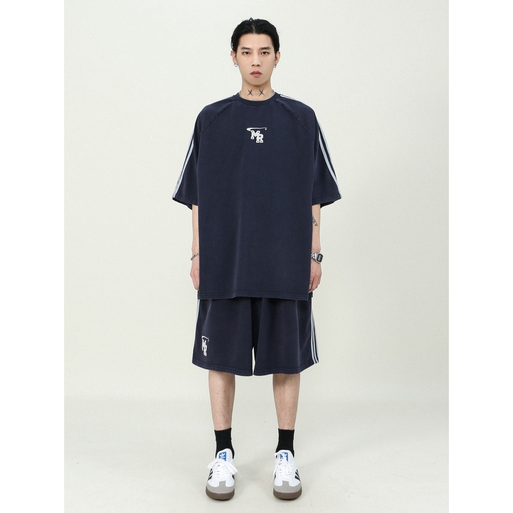 Set Đồ Thể Thao Phối Áo Thun Tay Ngắn Phong Cách Retro Mỹ Cá Tính Cho Nam