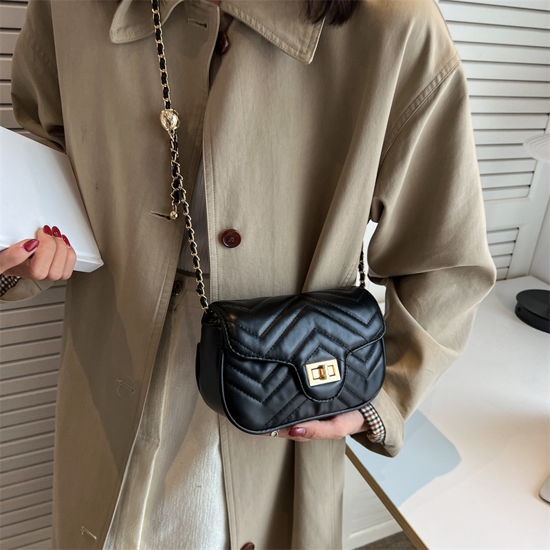 Túi Đeo Vai Dây Xích Nhỏ Nhắn Họa Tiết Hình Thoi Thời Trang Cho Nữ