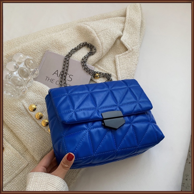 Túi Đeo Chéo Giả Da Khóa Nam Châm Thêu Họa Tiết Kim Cương Thời Trang Nữ Sang Trọng