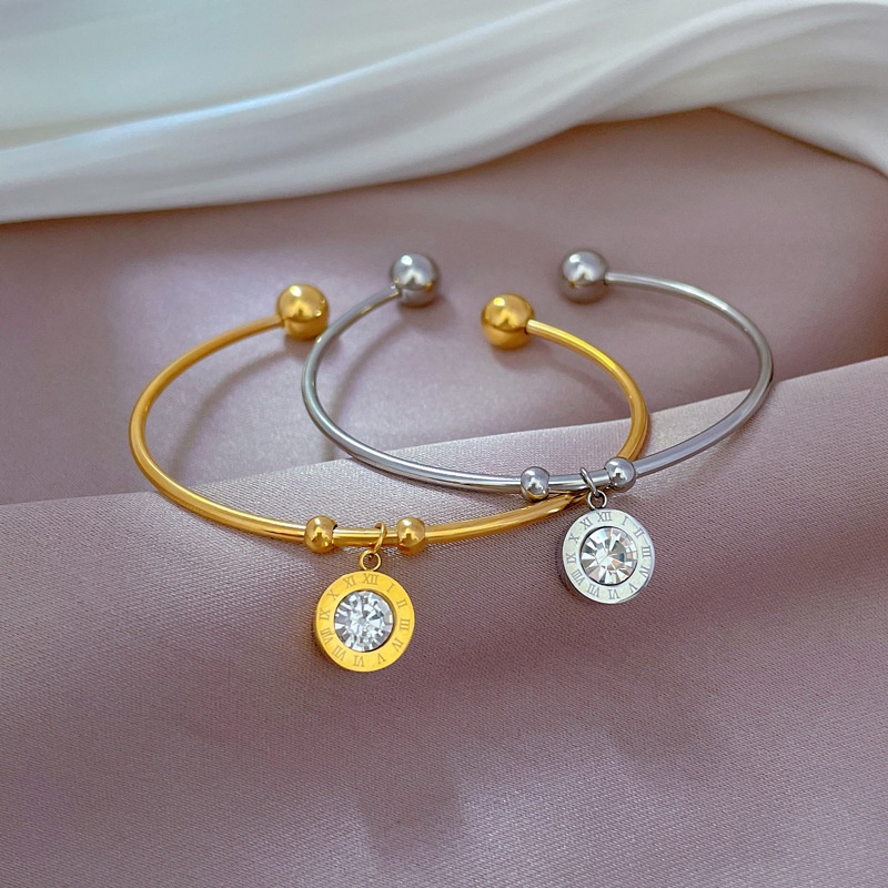 Vòng Đeo Tay Bằng Thép Titan Phong Cách Tối Giản Sang Trọng