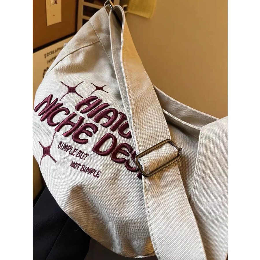 Túi Tote Đeo Một Bên Vai Bằng Vải Bạt Sức Chứa Lớn Thêu Hình Mới Phổ Biến