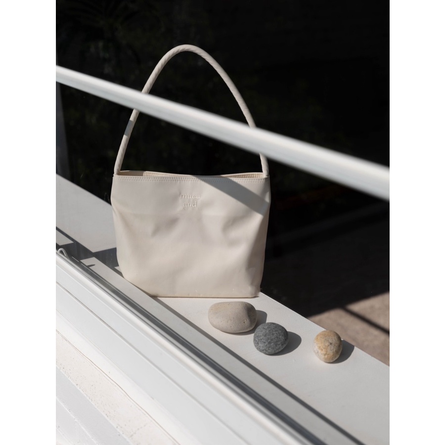 Túi Đeo Vai Chất Liệu Nylon Chống Thấm Nước Thêu Họa Tiết Thời Trang Hàn Quốc Cho Nữ