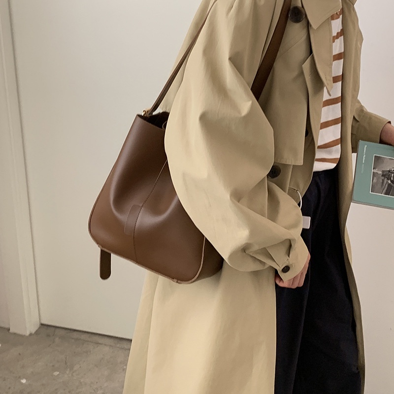 Túi Xách Đeo Vai Cỡ Lớn Phong Cách Hàn Quốc Sành Điệu Dành Cho Nữ